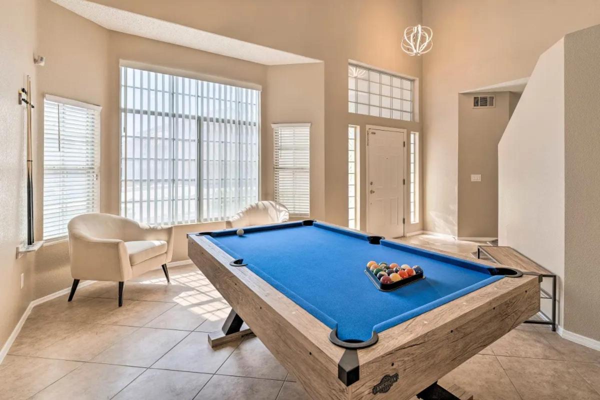 فيلا A Beautiful House With Hot Tub, Grill & Games! لاس فيغاس المظهر الخارجي الصورة