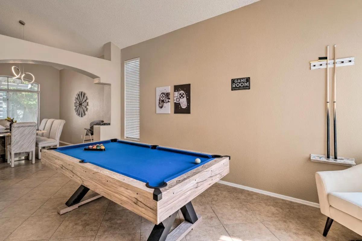 فيلا A Beautiful House With Hot Tub, Grill & Games! لاس فيغاس المظهر الخارجي الصورة